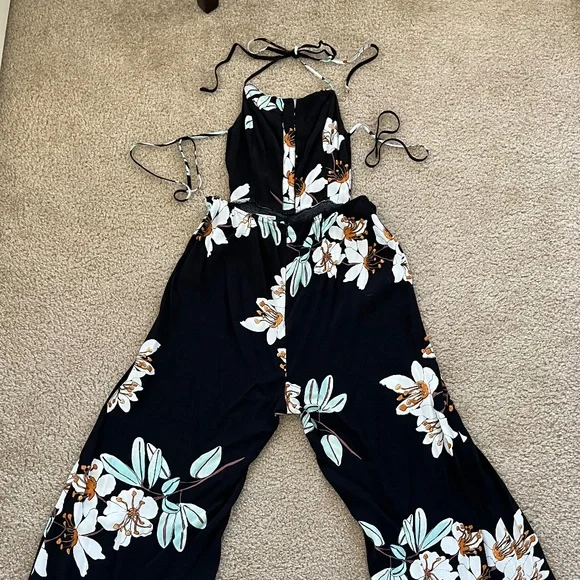 Kimchi Blue Jumpsuit - Picture 9 of 14